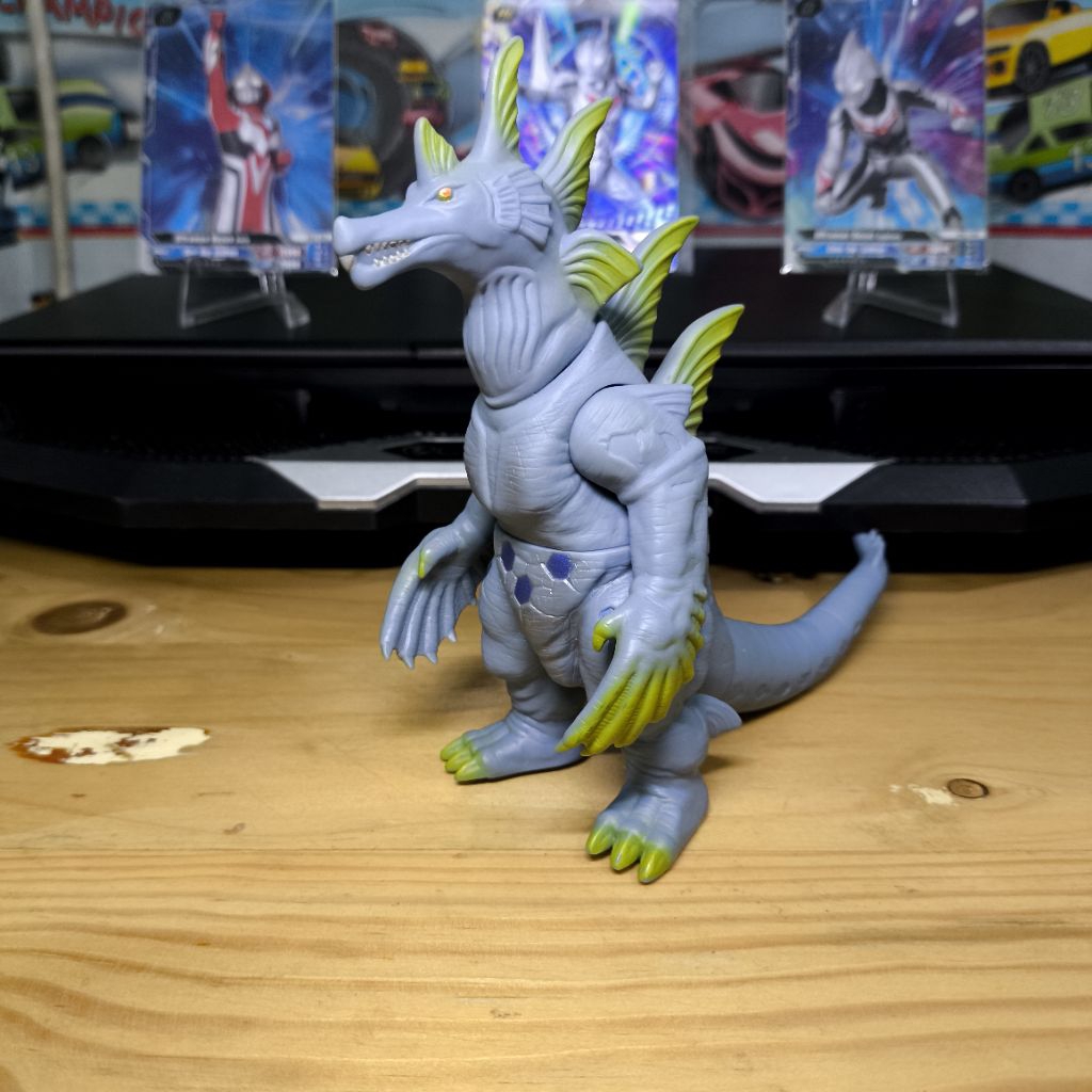 UMS sparkdoll Zoa Muruchi - Sofubi kaiju ultraman Ace
