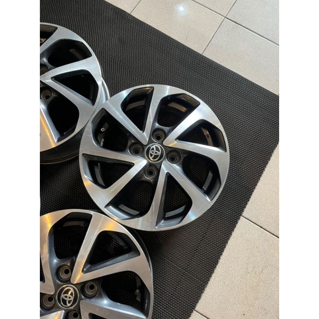 1 pcs VELG OEM TOYOTA AGYA TRD R14