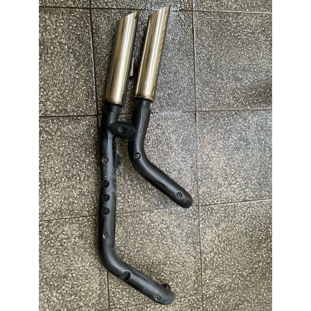 Knalpot Keeway V250 FI