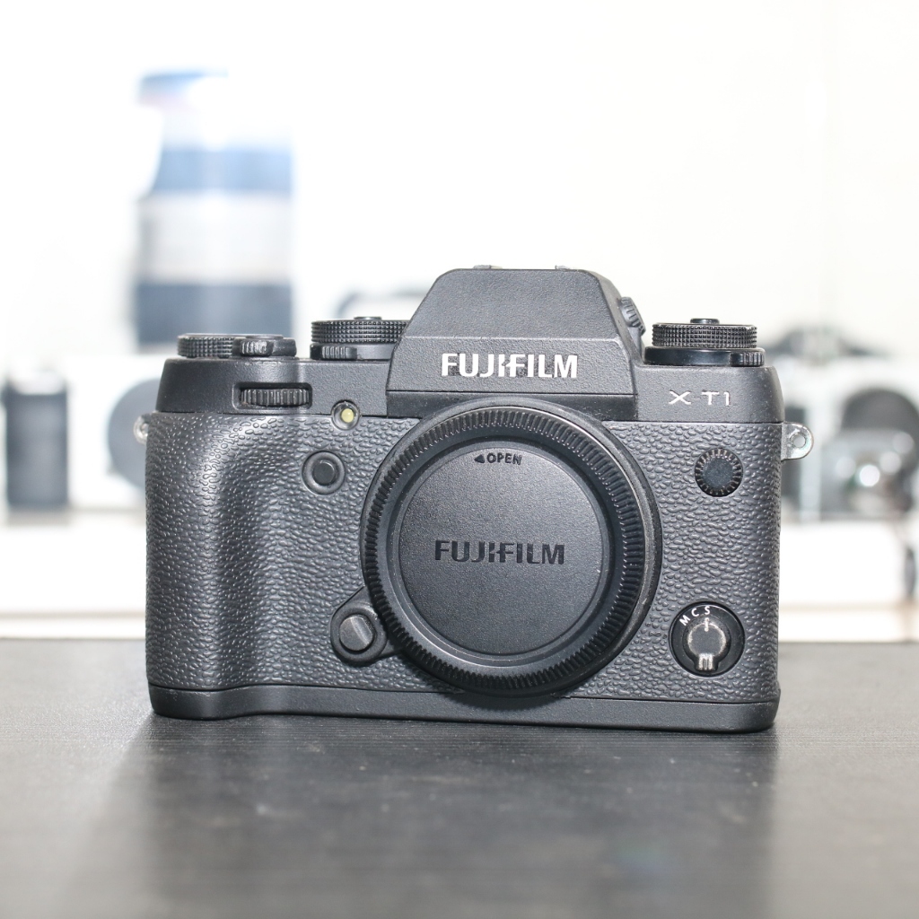 Fujifilm XT1 Body Only Mirrorless Camera Original 16MP X-Trans WiFi Mirrorless Premium EVF