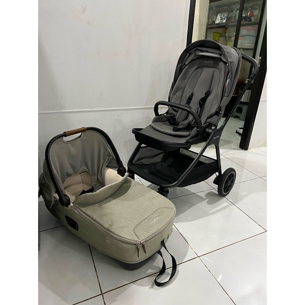 preloved stroller nuna triv next dan basinet