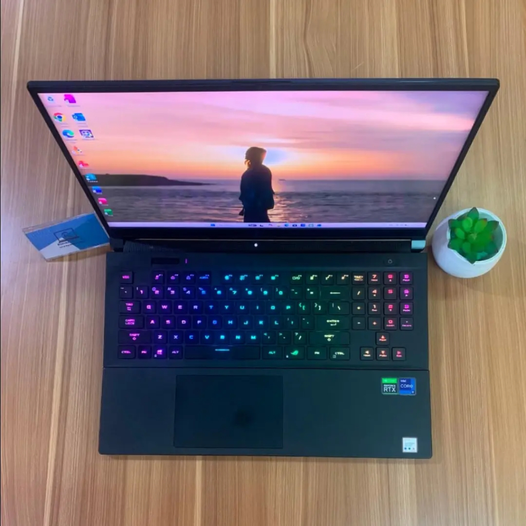 ASUS ROG ZEPHYRUS S17 I9 GEN 11 RAM 32GB SSD 2TB RTX 3080 I SECOND/BEKAS