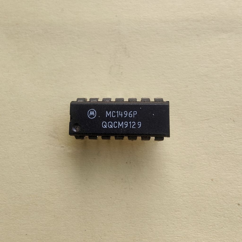 MC1496P QQCM9129 Original Motorola