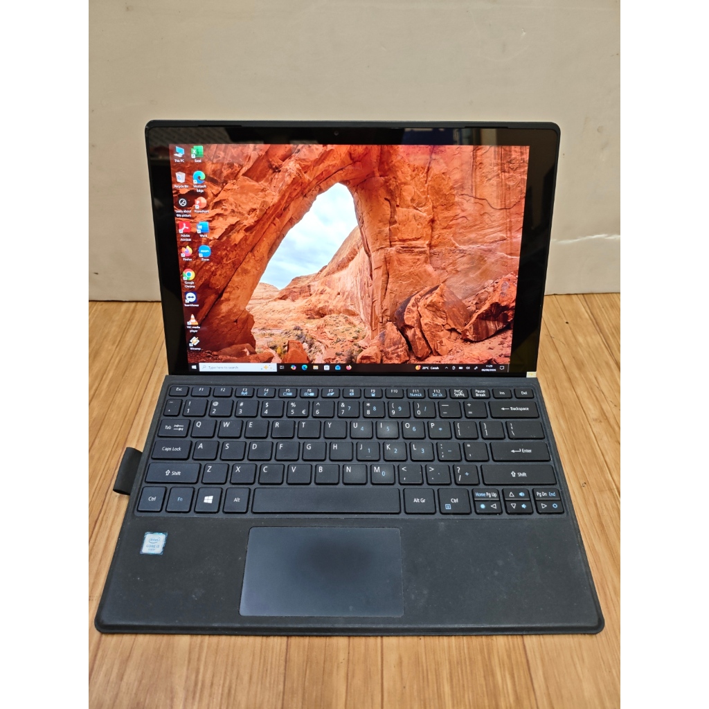 Acer Switch Alpha 12 – RAM 4GB | SSD 256GB | Touchscreen | 2-in-1 Laptop Tablet