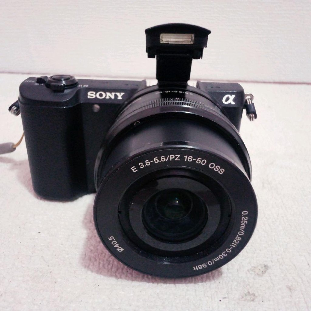 KAMERA MIRRORLESS SONY A5100 LENSA 16-50MM