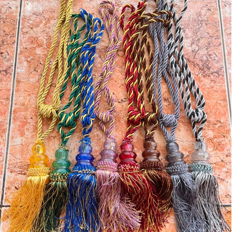 Tali Gorden Mewah, Tasel Dubay Warna-warni