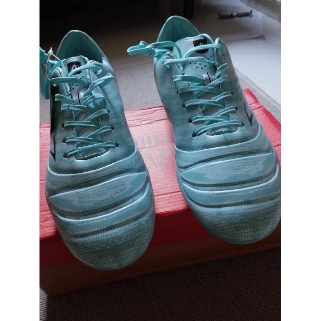 sepatu bola Ardiles New