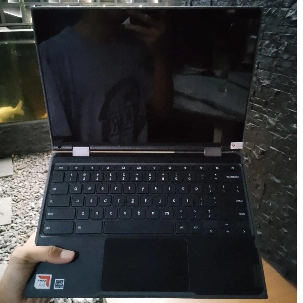 Lenovo 300e Chromebook AMD A4-9120 Ram 4GbEmmc 32Gb Touchscreen