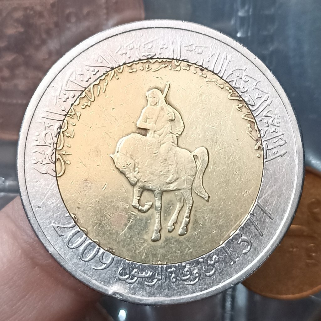 Koin Kuno Bimetal Armoured equestrian Libya 1/2 Dinar