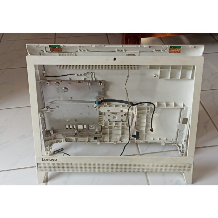 Case Casing PC AiO Ideacentre 310 Lenovo  masih bagus