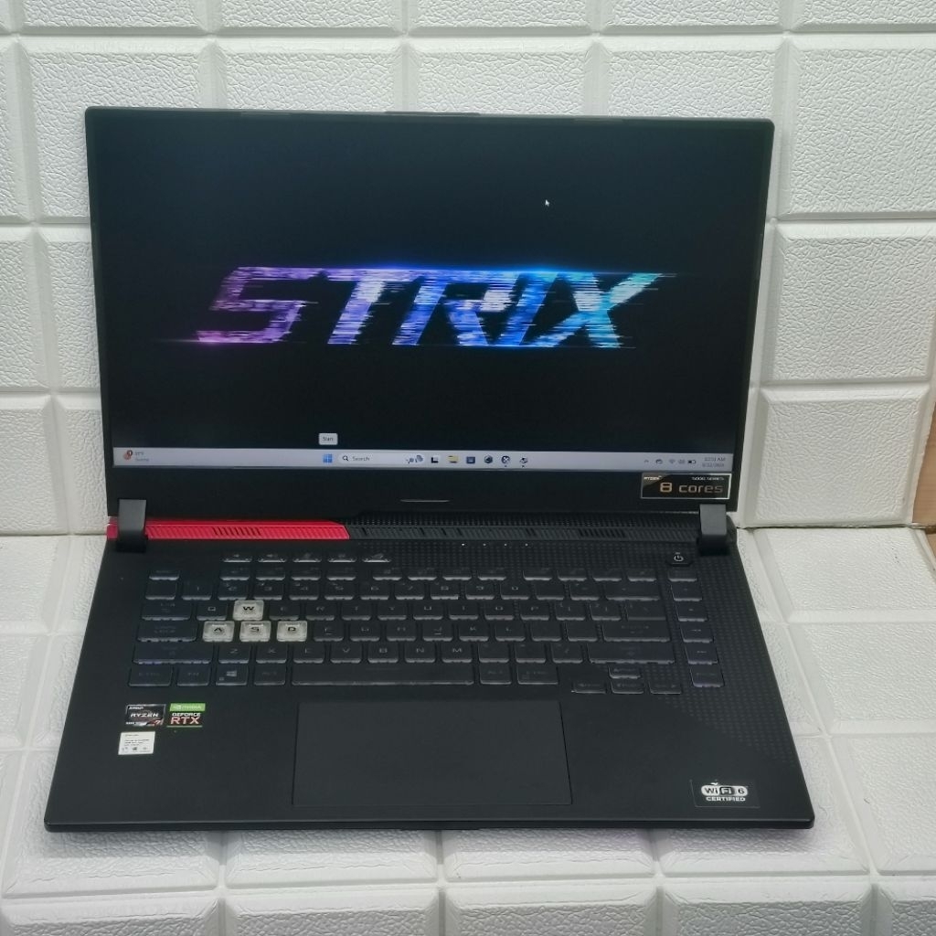 ASUS ROG STRIX G513QC RYZEN 7-5800H RTX 3050 16/512