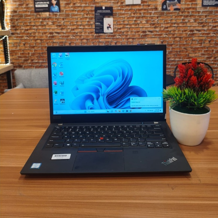 Lenovo Thinkpad T490 Intel Core i7 Gen 8
