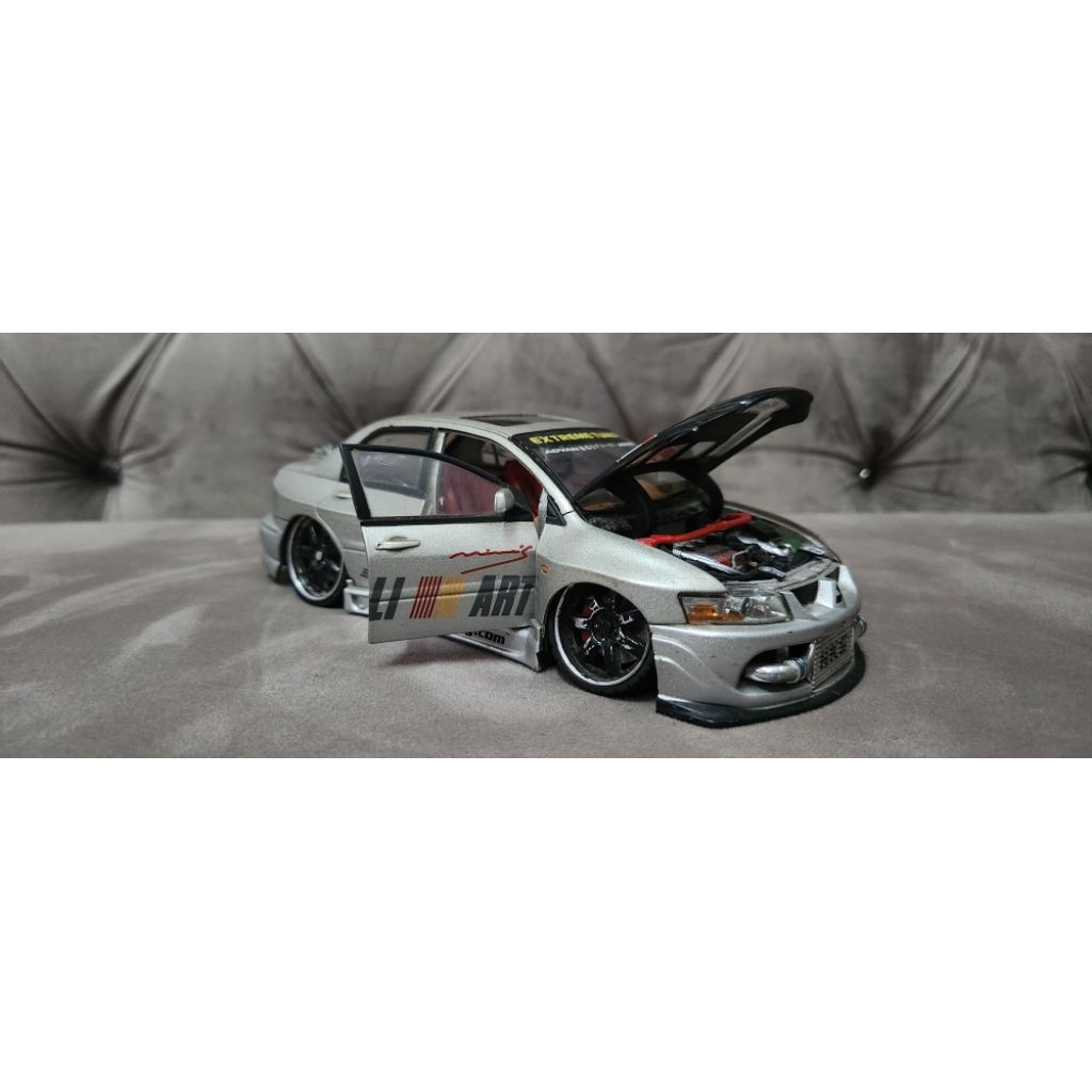 diecast kentoys EXTREME TUNER 1:24 mitsubishi lancer evo VIII