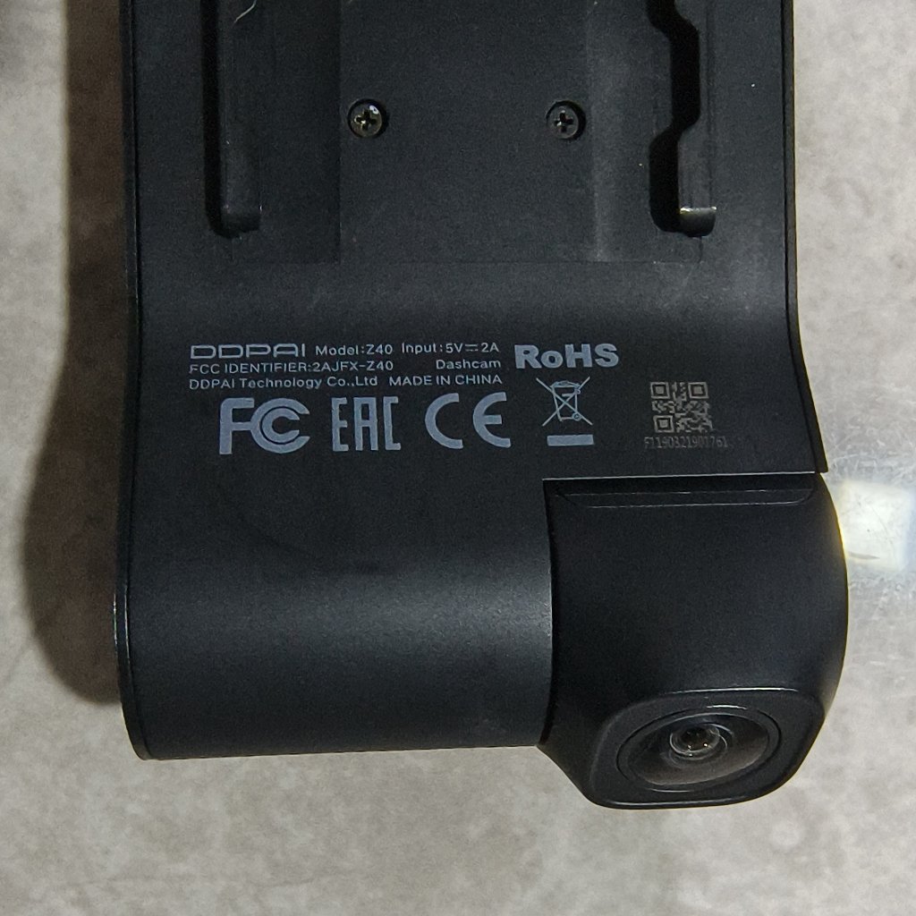 Dashcam DDPAI Z40 dual cam depan belakang built in GPS