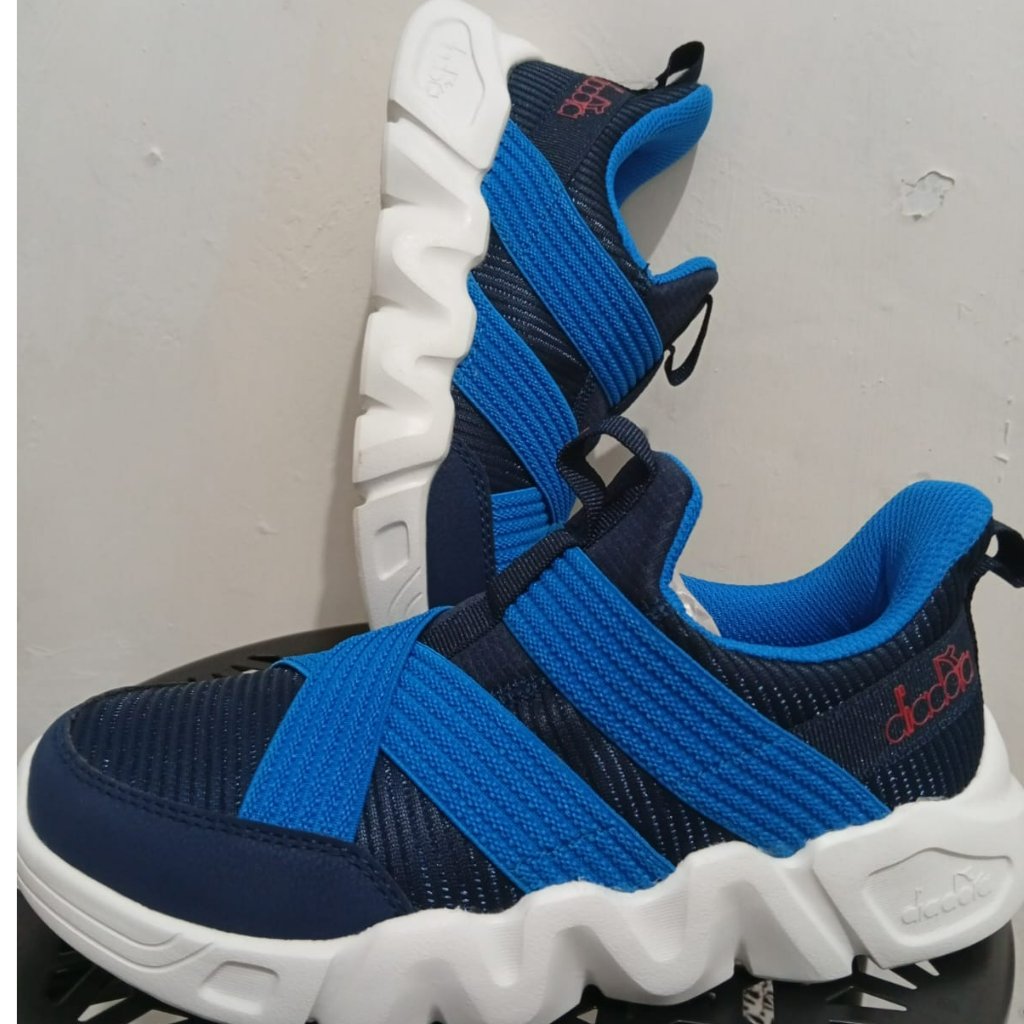 SEPATU ANAK DIADORA NAVY ORIGINAL SIZE 35