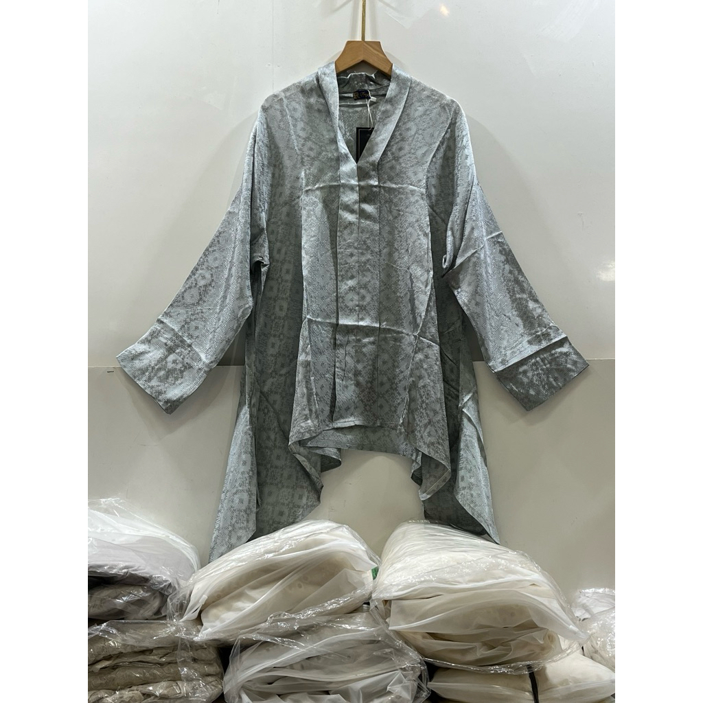 RAYA BATIK Batik Kebaya Batwing Viscose