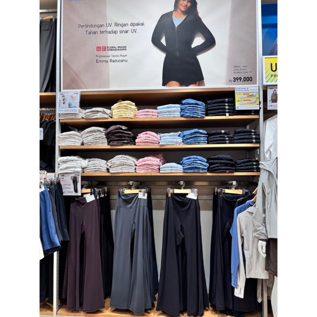 UNIQLO CELANA LEGGING AKTIF FLARE UTRA STRECH | FLARE PANTS UNIQLO