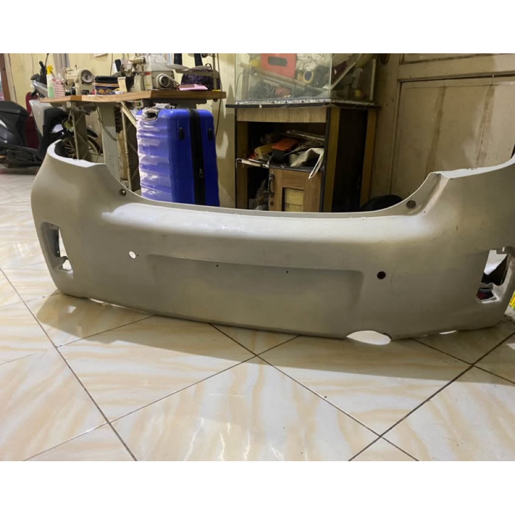 Bumper belakang yaris bakpao 2012