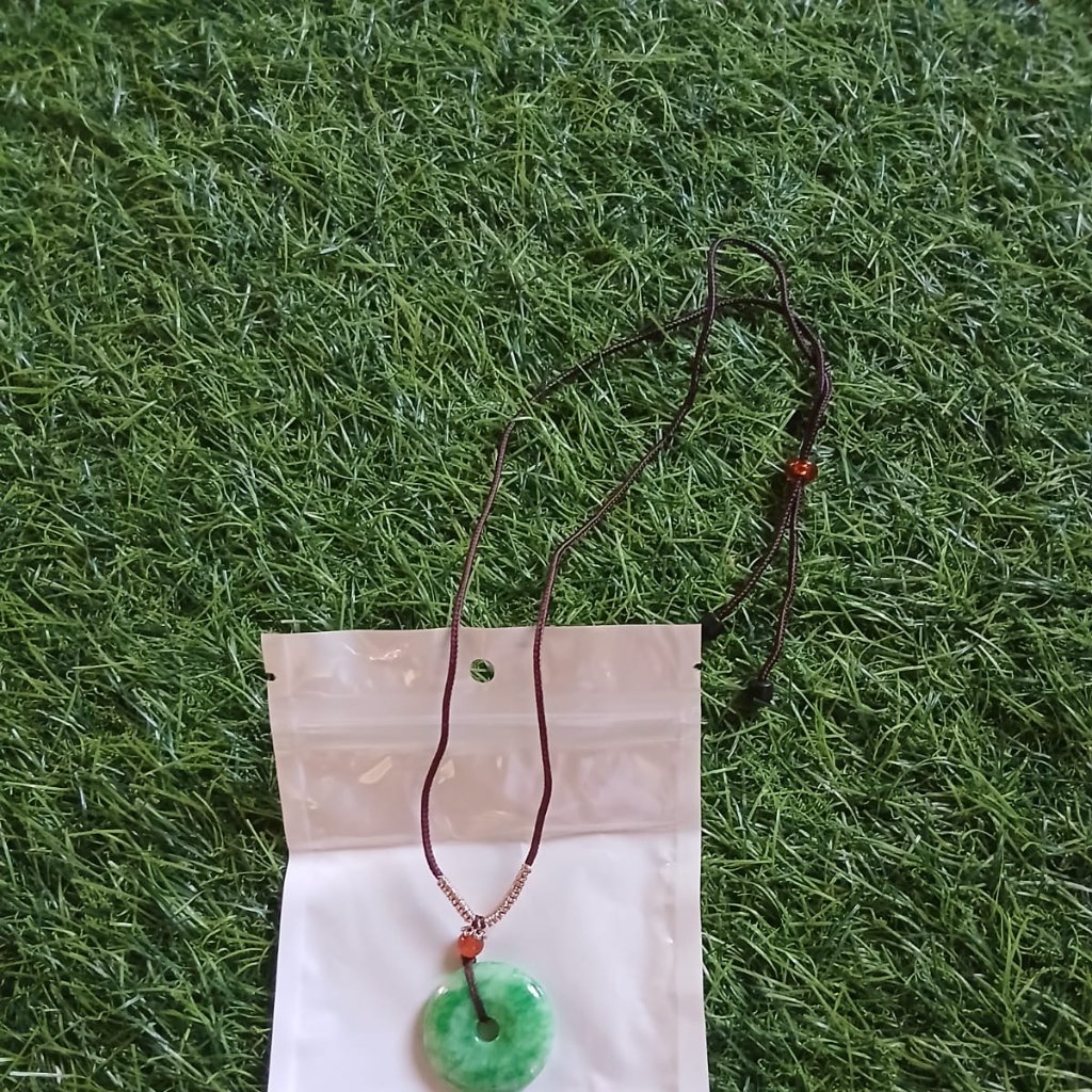 KALUNG LIONTIN GIOK HIJAU