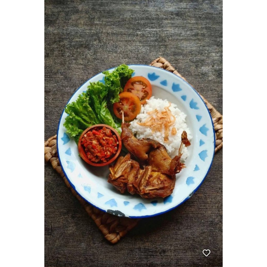 

BURUNG PUYUH UNGKEP FROZEN ISI 2 EKOR