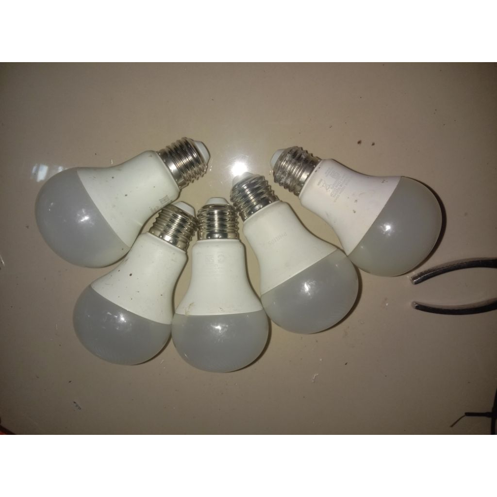 Lampu LED off Philips