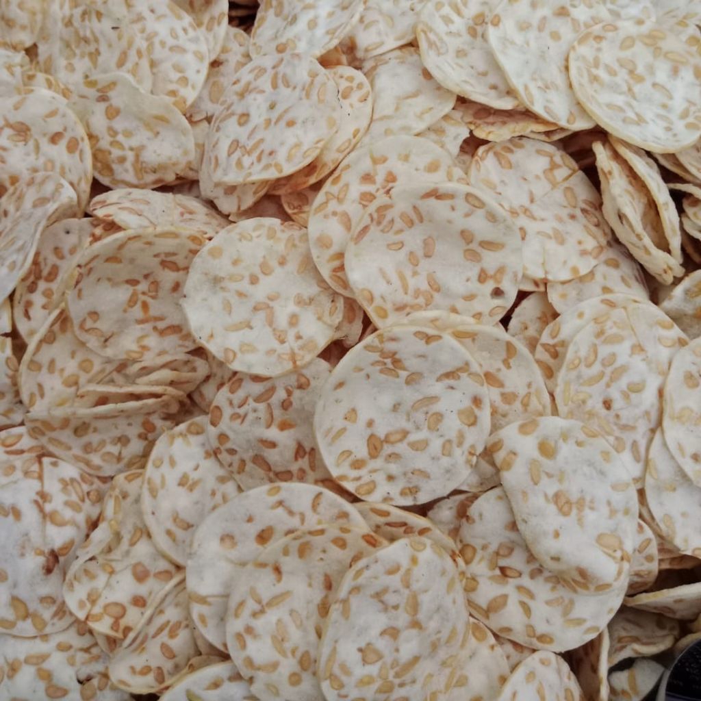 

KERIPIK TEMPE Gurih, Lezat, Renyah