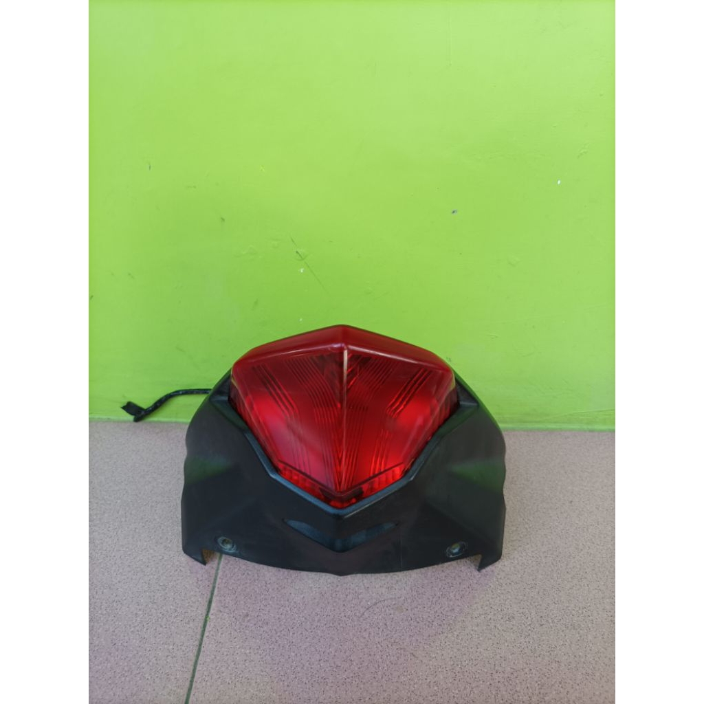 StopLamp Lampu belakang + cover yamaha X ride new 125 original
