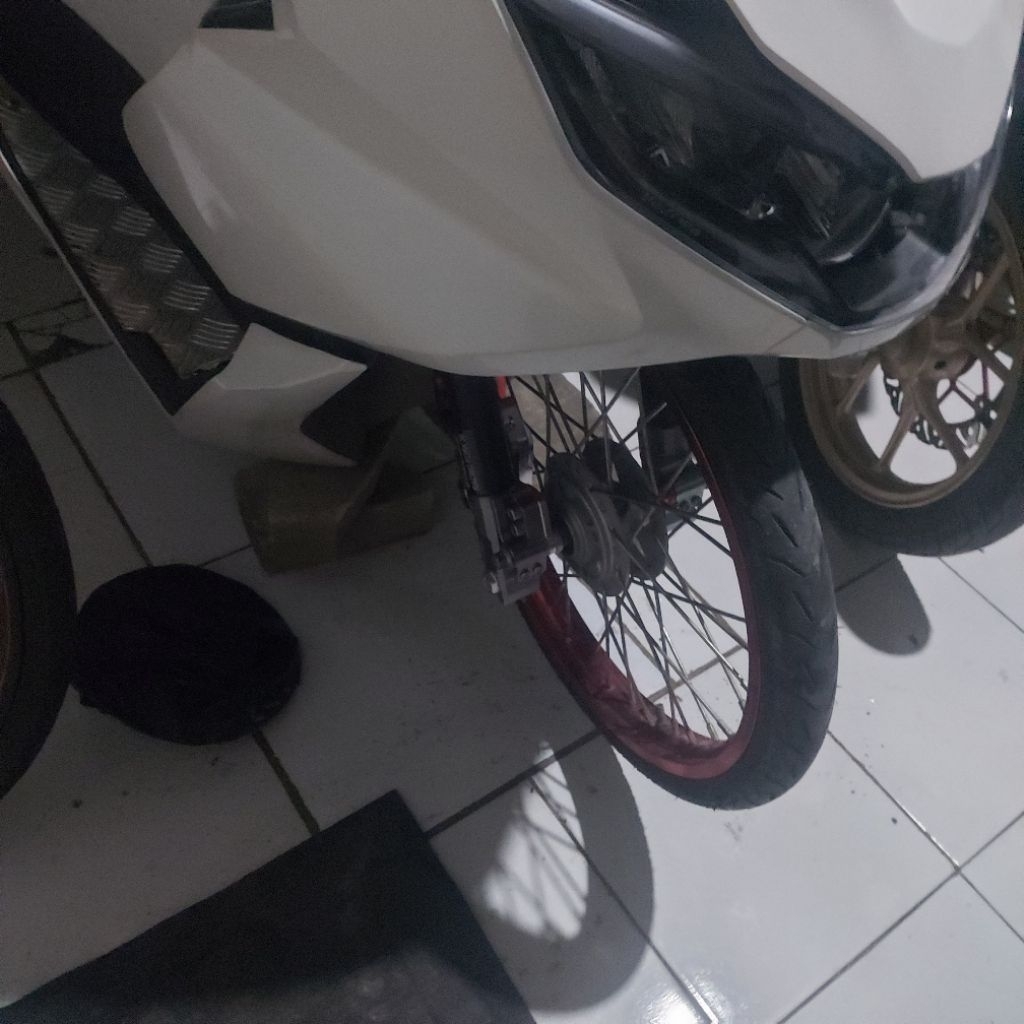 botom stage rt as 26 pnp pcx 160 beat berikut as shock + kaliper + selang rem