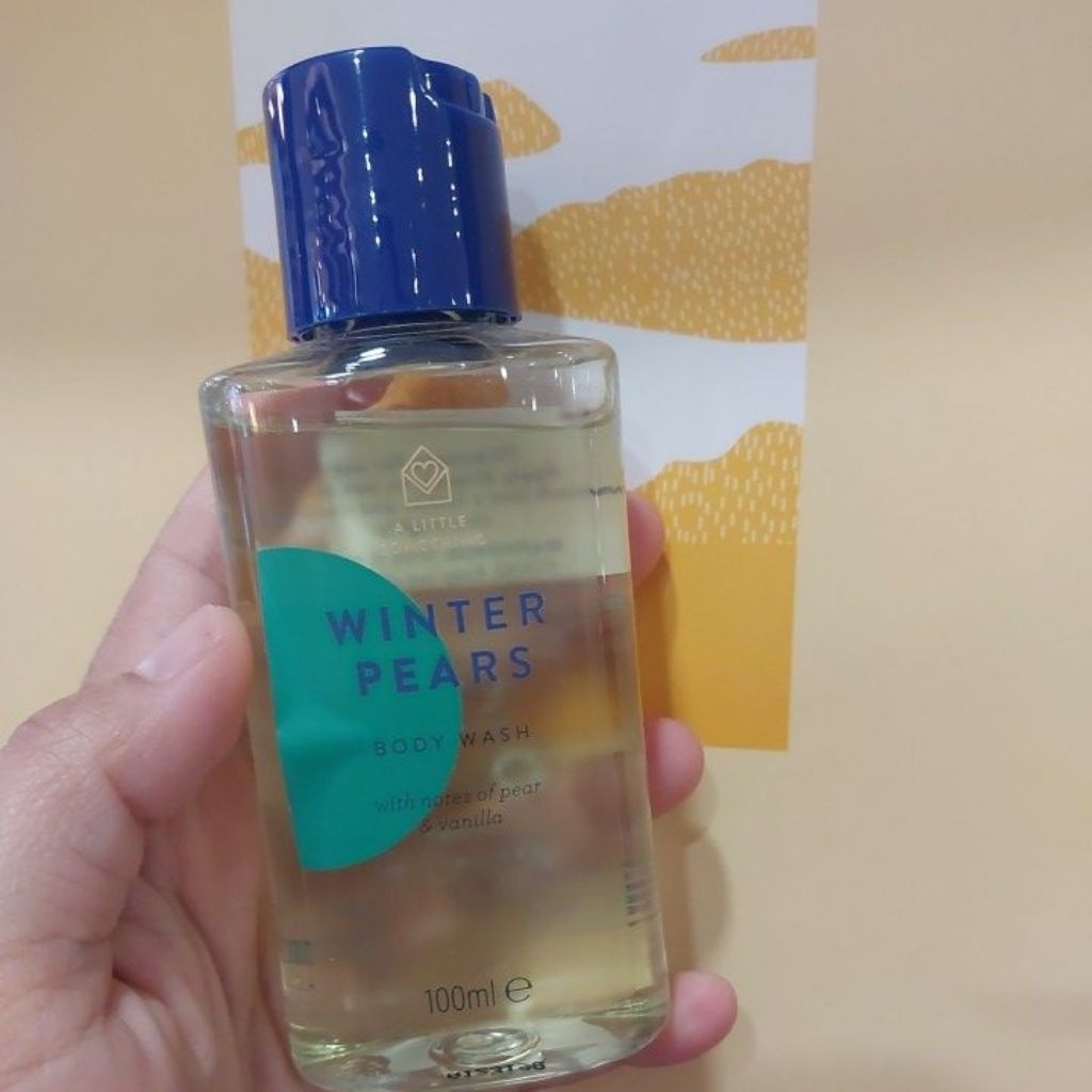 A LITTLE SOMETHING WINTER PEARS BODY WASH 100ML TRAVEL