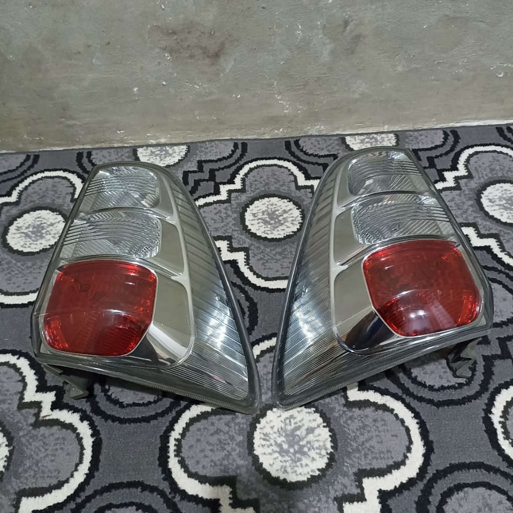Stoplamp Lampu Rem Belakang Rush Terios 2012 2013 2014