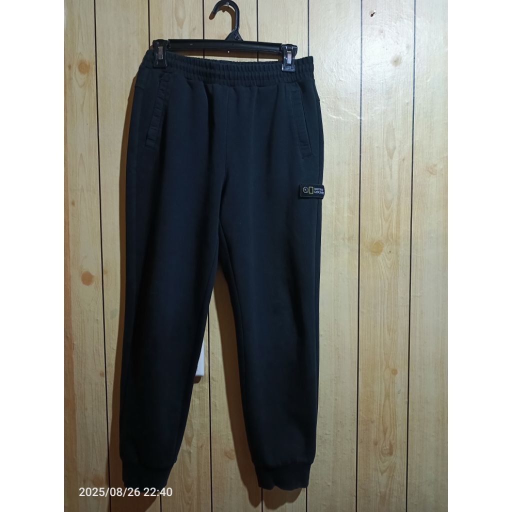 celana Jogger natgeo patch