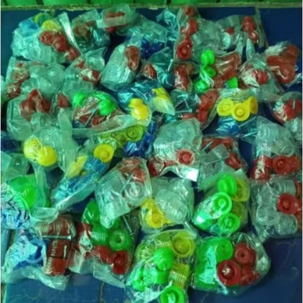 KAKI KARET SANGKAR KOTAK ISI 4