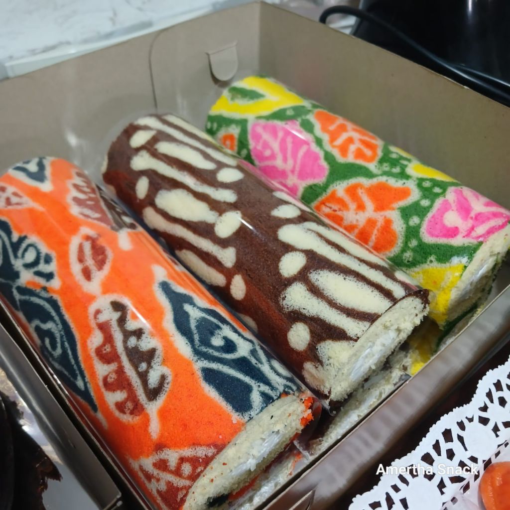 

Bolu Gulung Batik