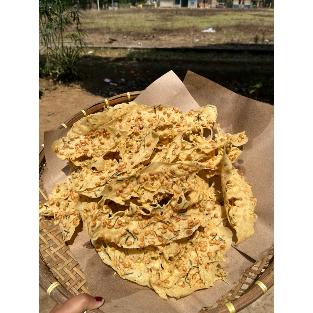 

Peyek Kacang Kedelai Bunding Dapat 3BUNGKUS