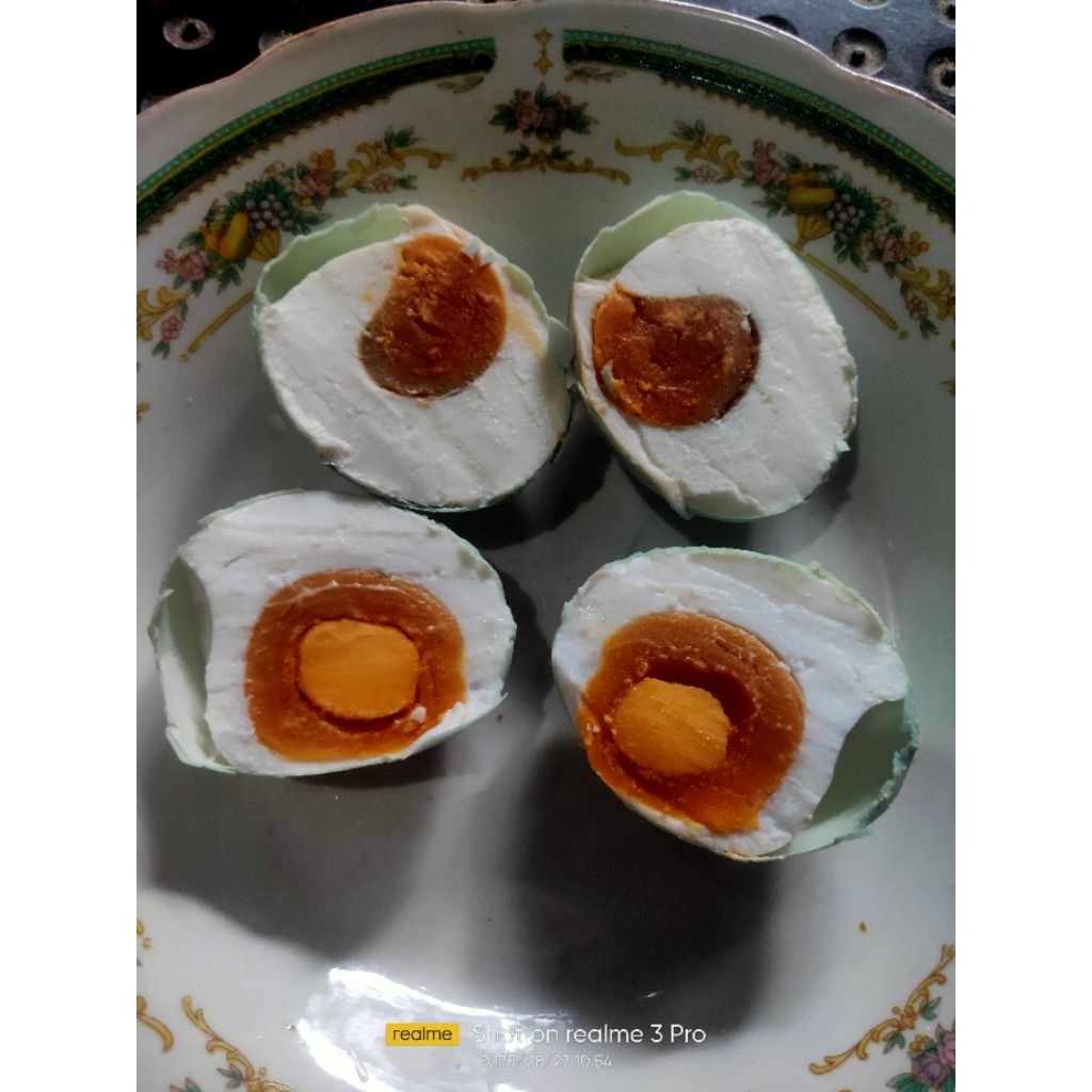 

Telor asin asli kebumen