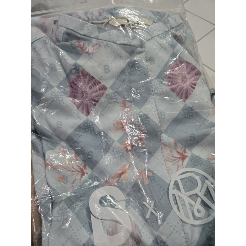 Daria Top Buttonscarves x Ria Miranda