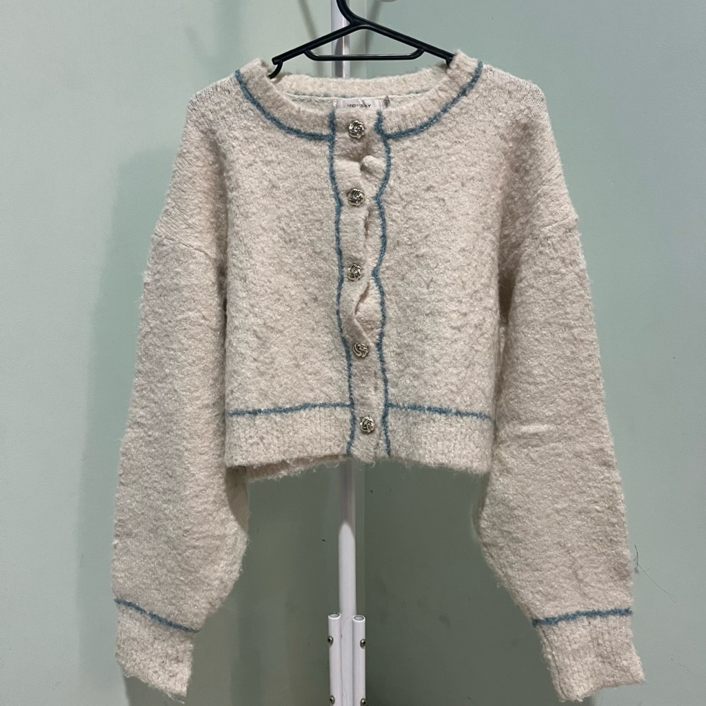 Preloved cardigan putih