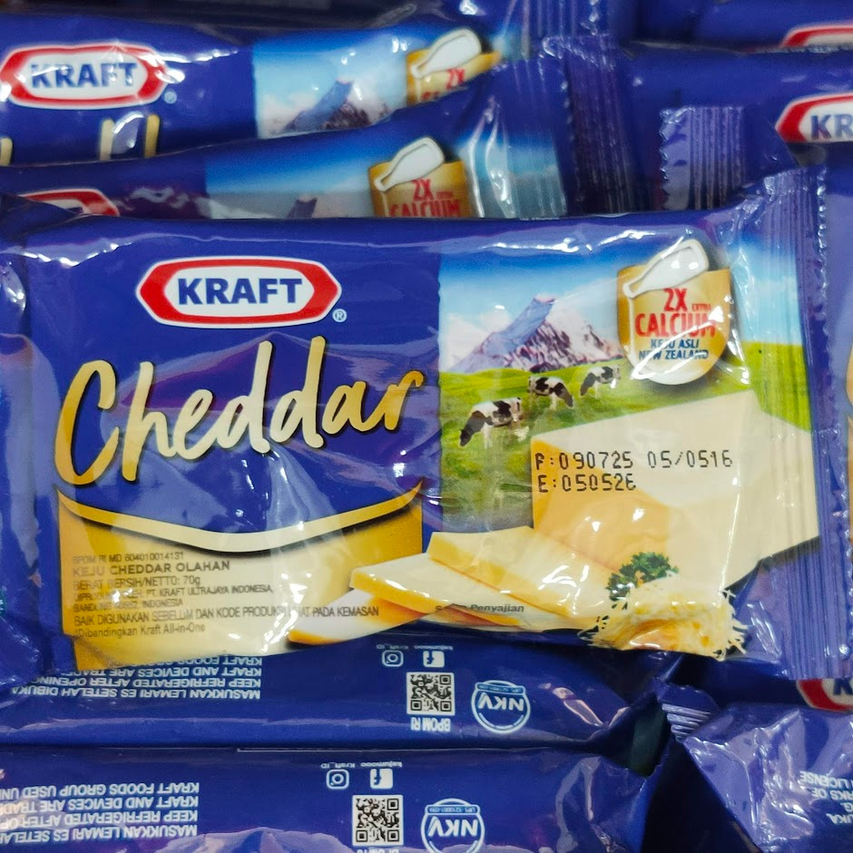 

Kraft Cheddar Cheese 70gr - Keju Kraft Cheddar Midi