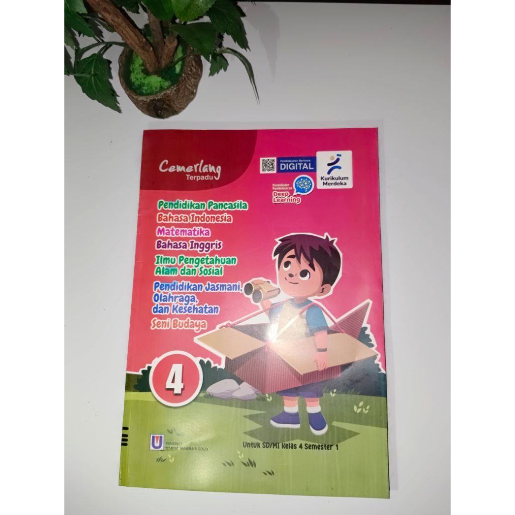 

LKS Buku Gabungan Mapel Pelajaran Cemerlang SD/MI kelas 4 kurikulum Merdeka Semester ganjil/1