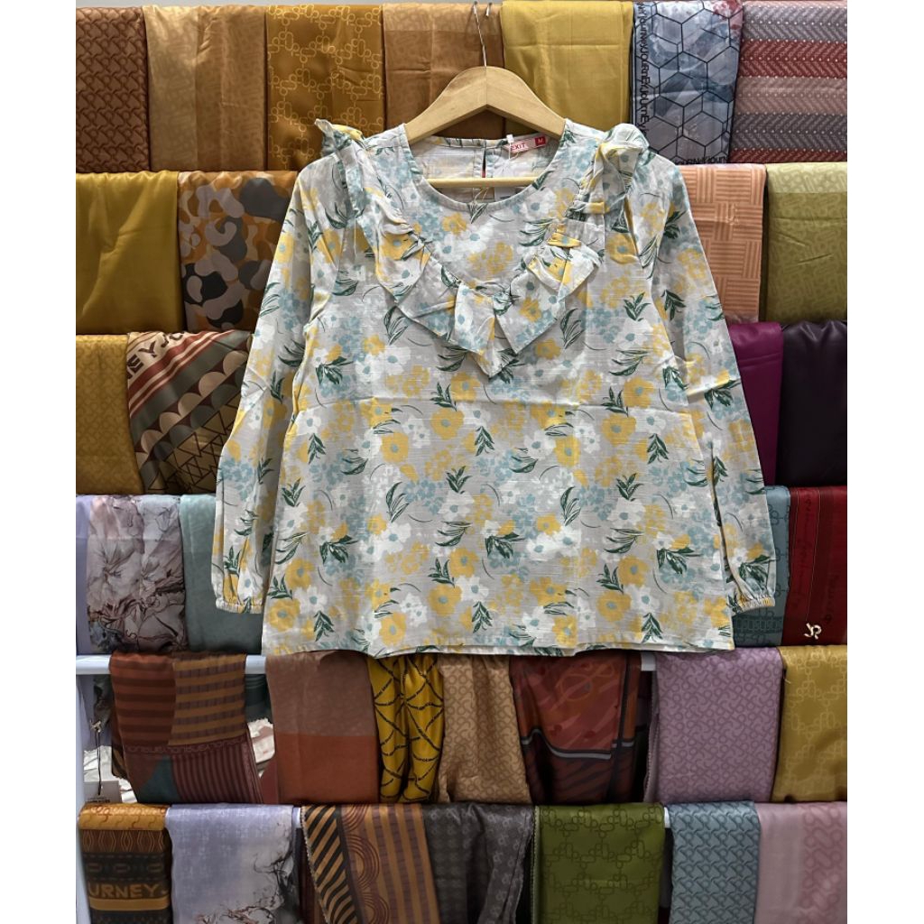 Flower Blouse - EXIT, Pakaian Wanita