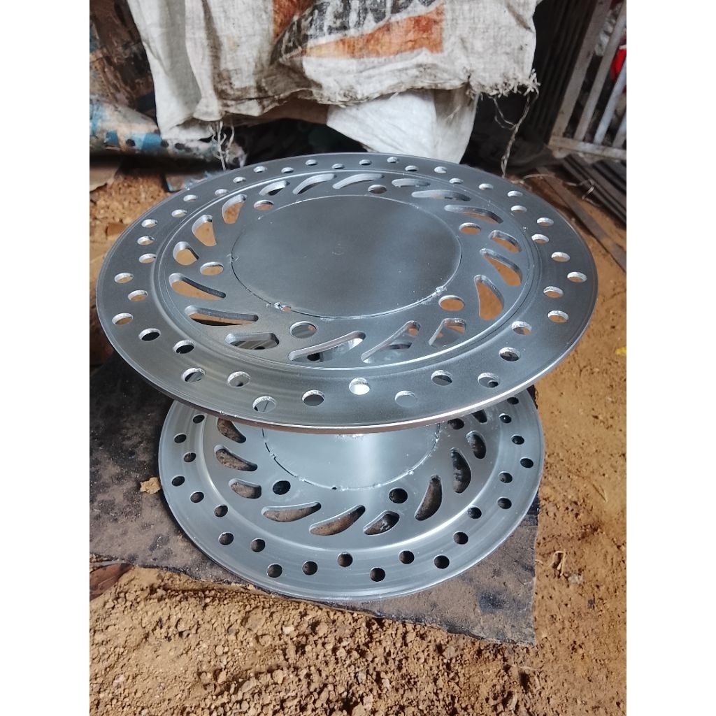 MEJA KONTES BONSAI INTERNASIONAL