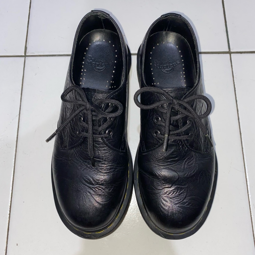 DR. MARTENS PRELOVED second (size 37) koleksi pribadi sepatu Dr. Martens hitam black original offici