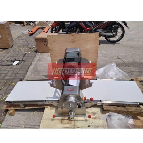 Dough Sheeter Mesin Pemipih Adonan Pastry Gomesin GM-520T