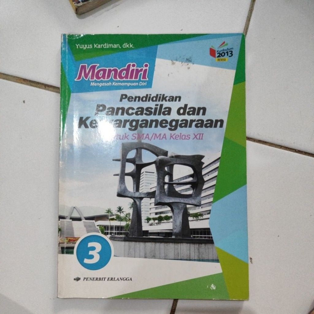 mandiri ppkn kurikulum 2013 kelas 12