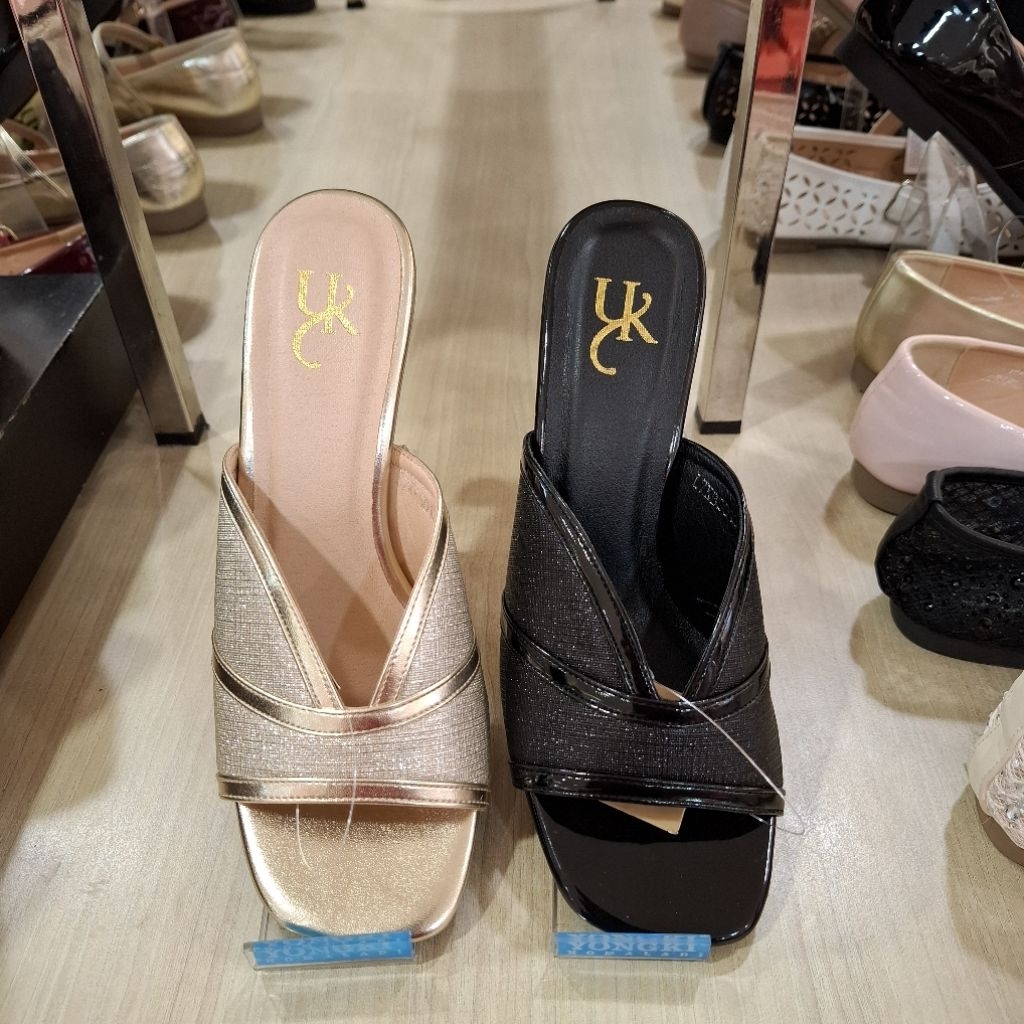Sandal Heels Wanita Yongki Komaladi ORI