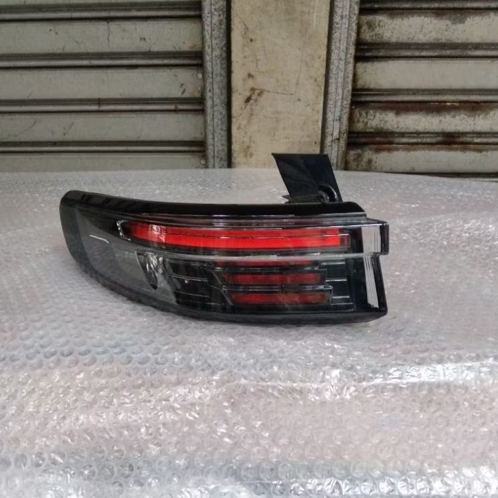 stoplamp lampu belakang Suzuki grand Vitara 2023-2025