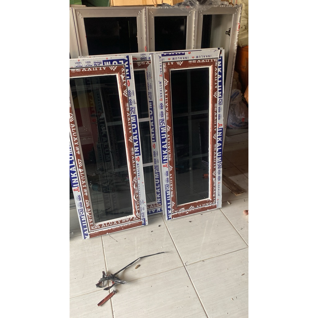 jendela alumunium ukuran 100x40