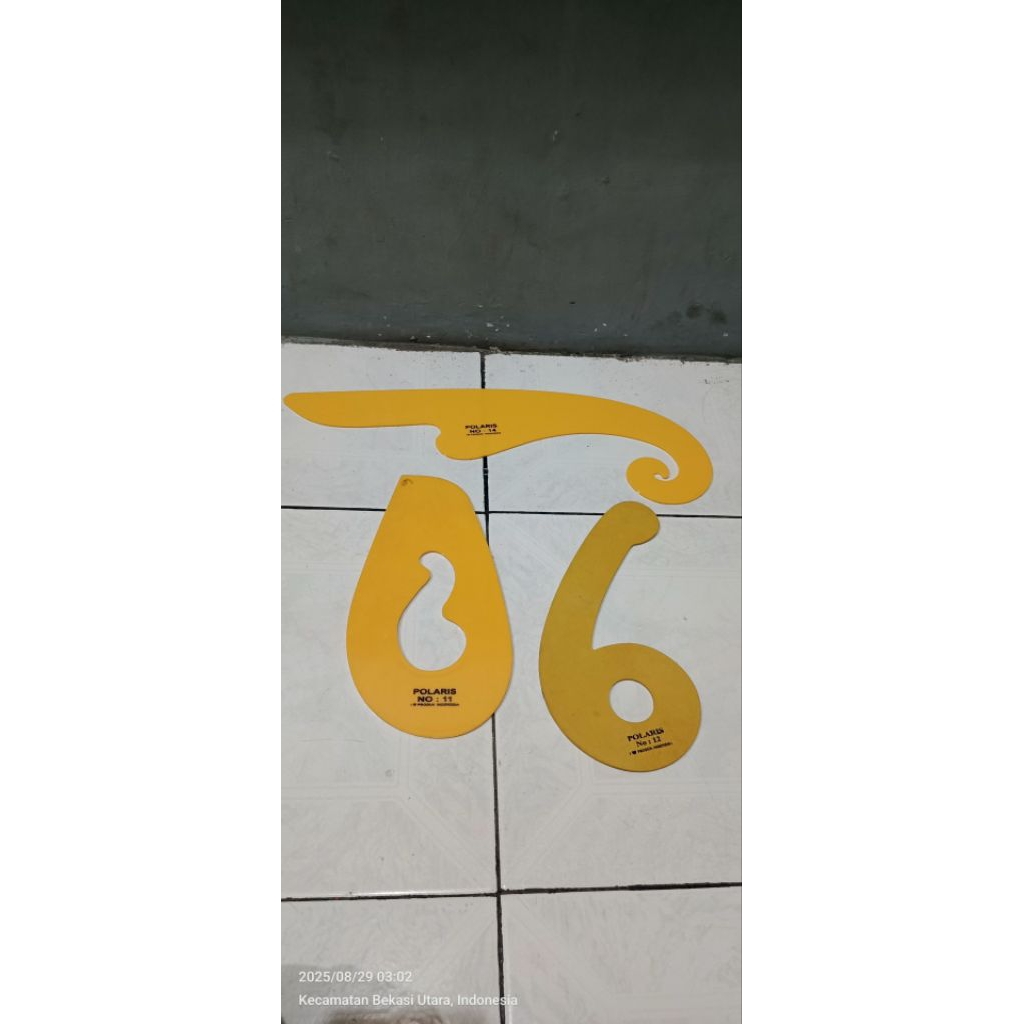 

Penggaris pola jahit besar No 11,12, dan 14