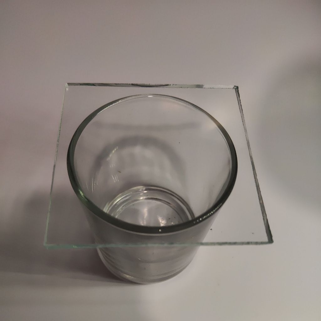 Gelas Cember dan Tutup Cember