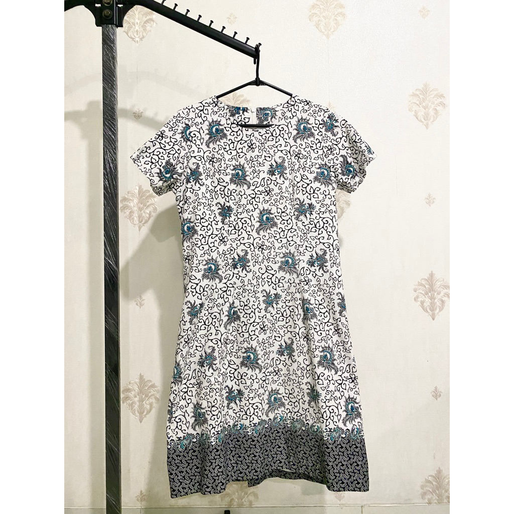 Preloved Batik Rok Terusan Dress Putih motif Hijau Hitam Wanita